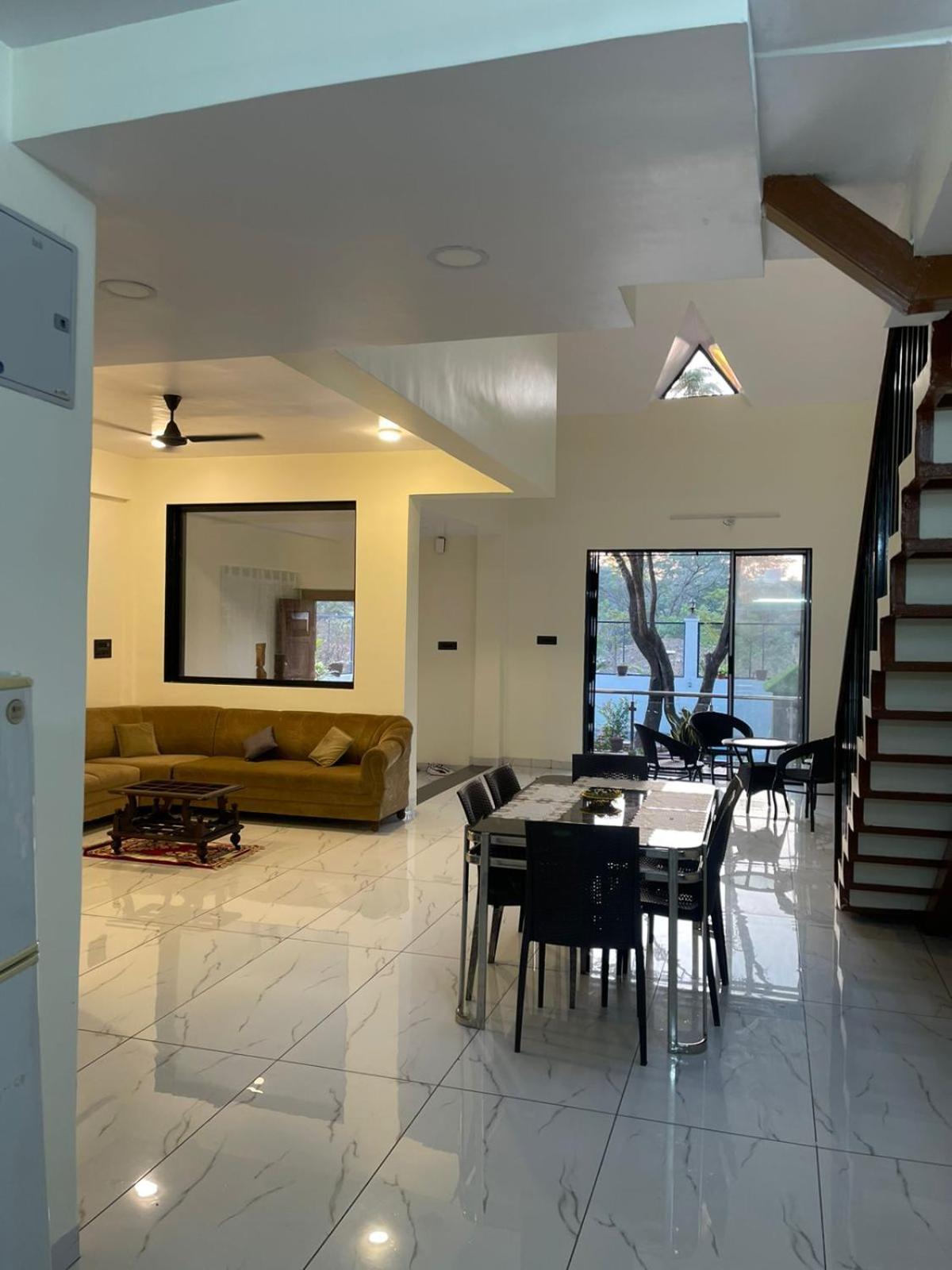 לונבלה Mannat Villa With Swimming Pool And Garden מראה חיצוני תמונה